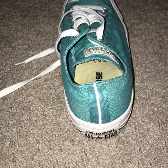 Converse Low Top - Picture 3 of 3